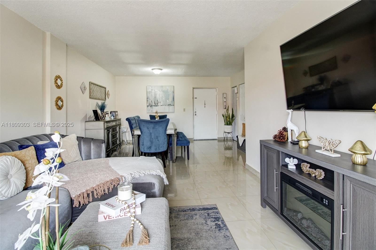 8095 NW 8th Street 209, Miami, FL 33126 photo 5