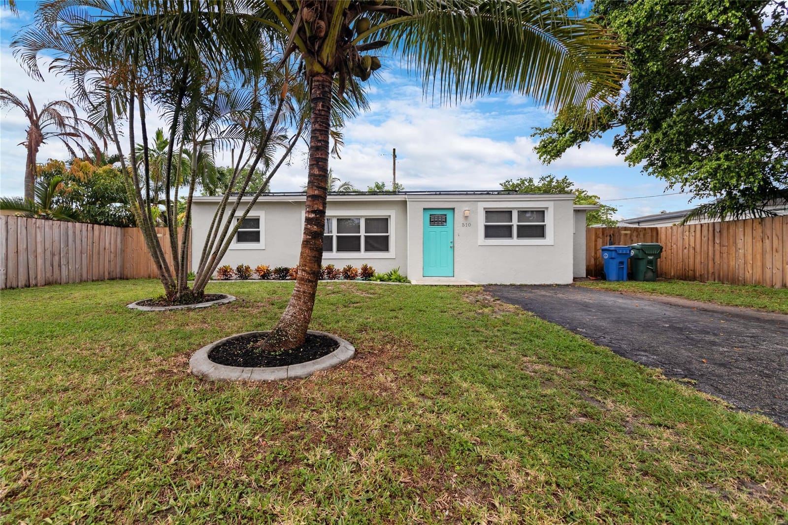510 NE 61st Street, Oakland Park, FL 33334