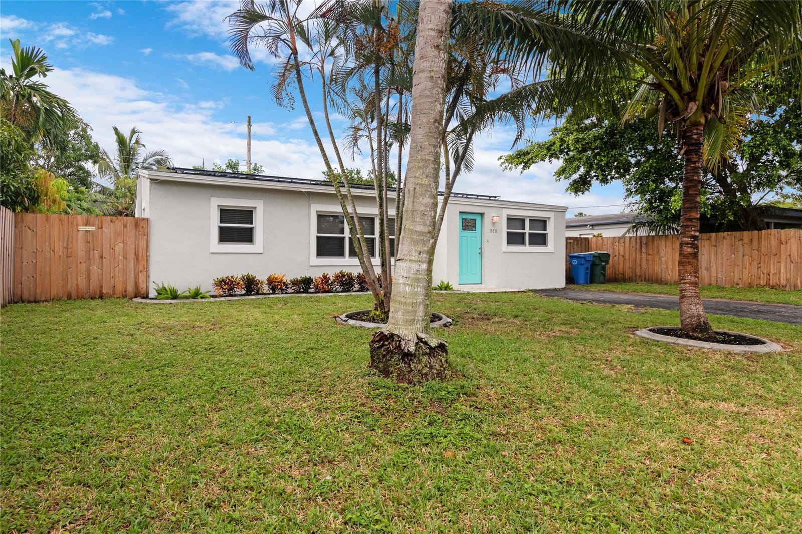 510 NE 61st Street, Oakland Park, FL 33334 photo 2