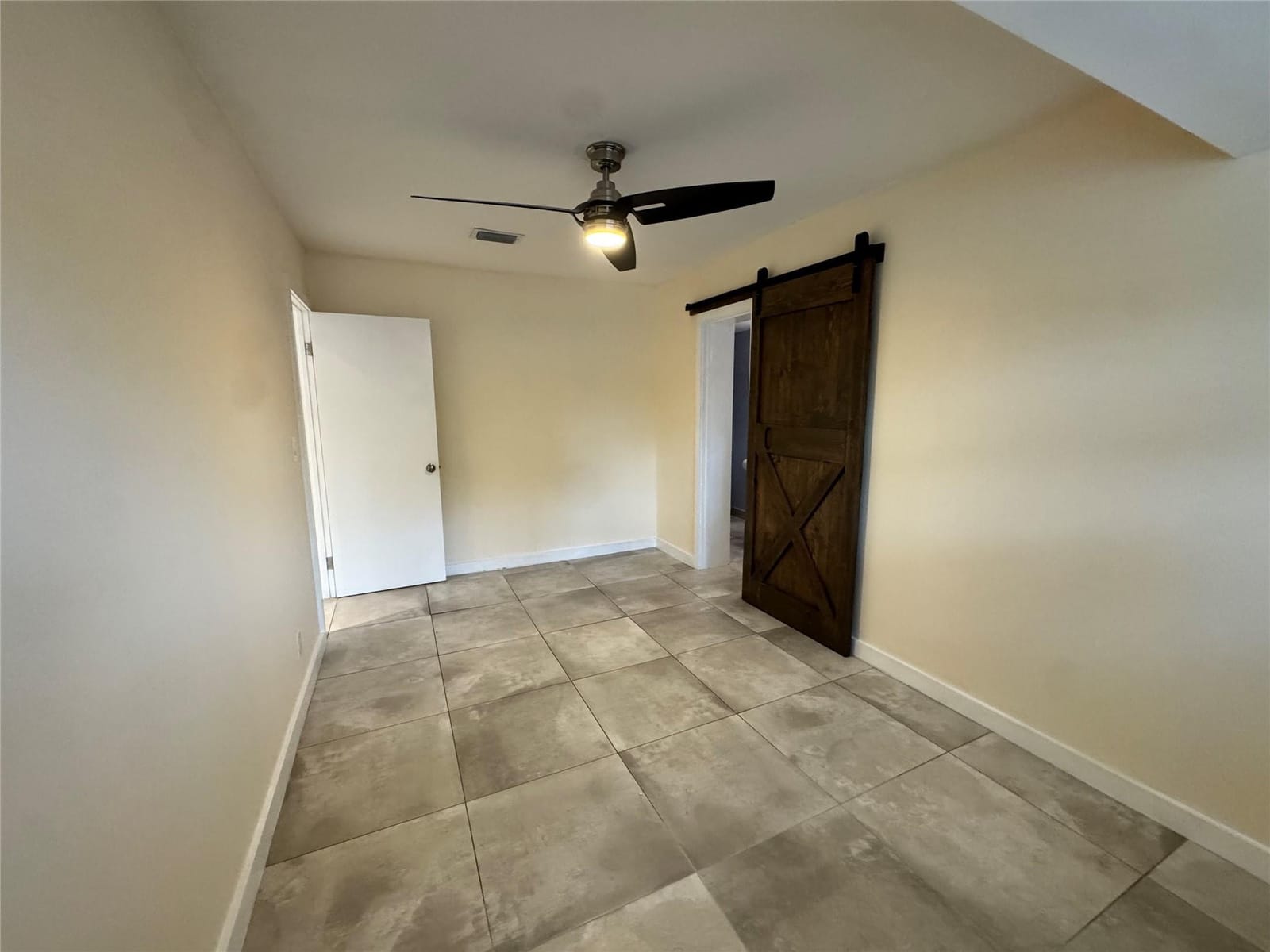 510 NE 61st Street, Oakland Park, FL 33334 photo 11