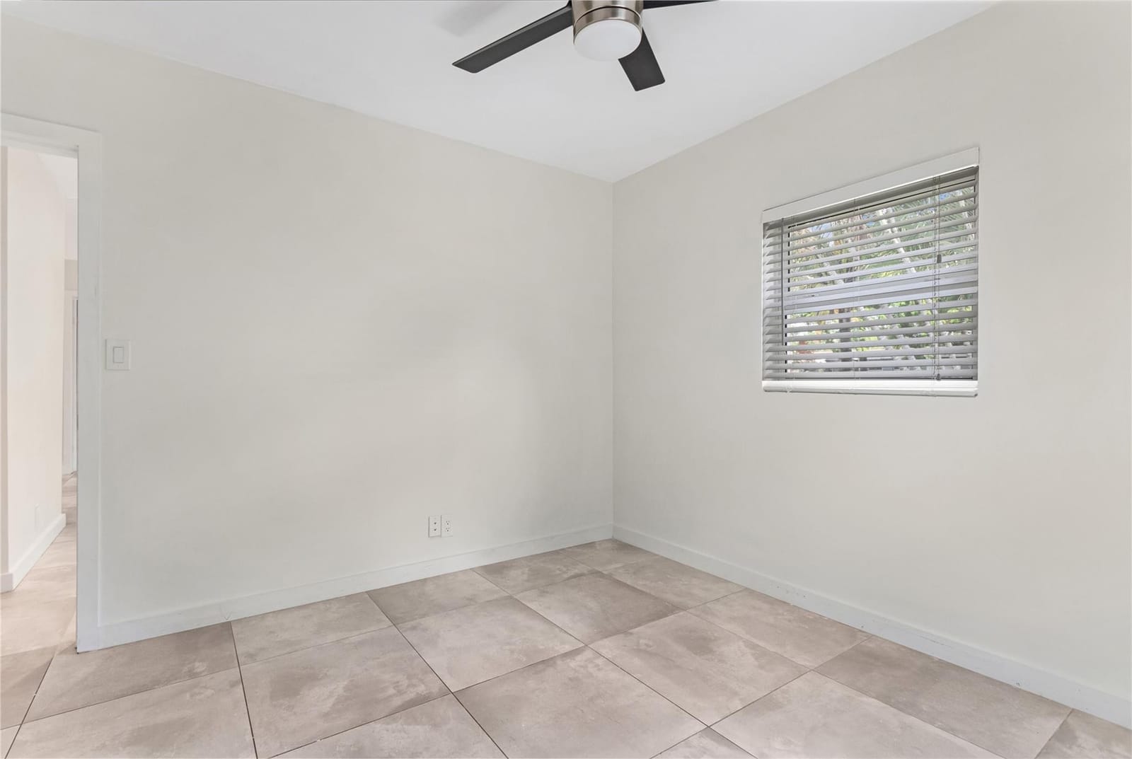 510 NE 61st Street, Oakland Park, FL 33334 photo 17