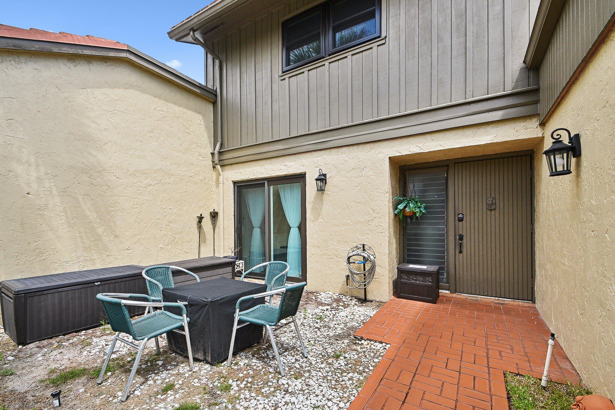 11063 Oakdale Road — photo 3
