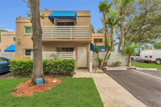 14388 SW 96th Lane, sold in Kendall Center, Miami, FL