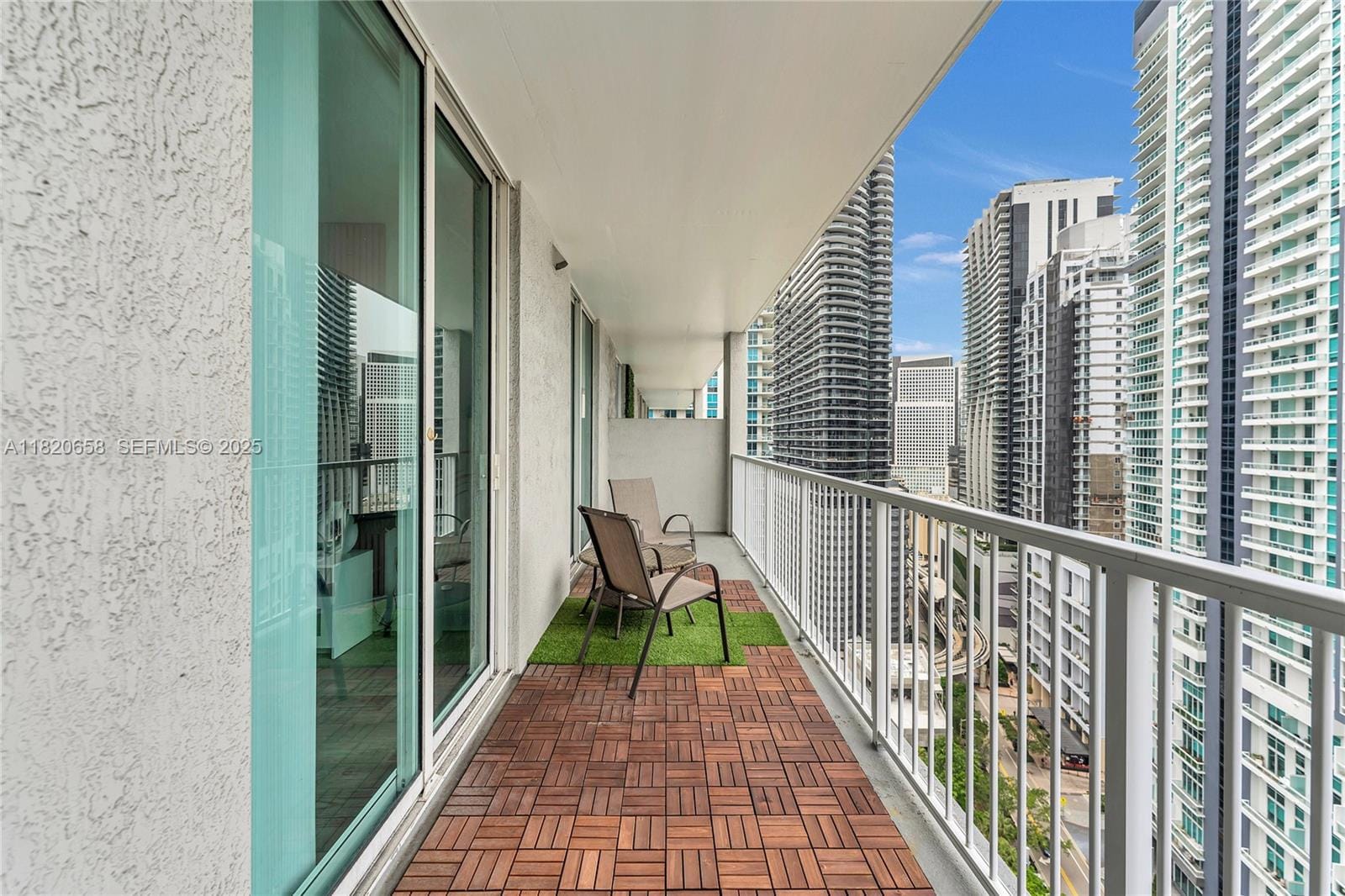 1250 S Miami Avenue 2210, Miami, FL 33130 photo 14