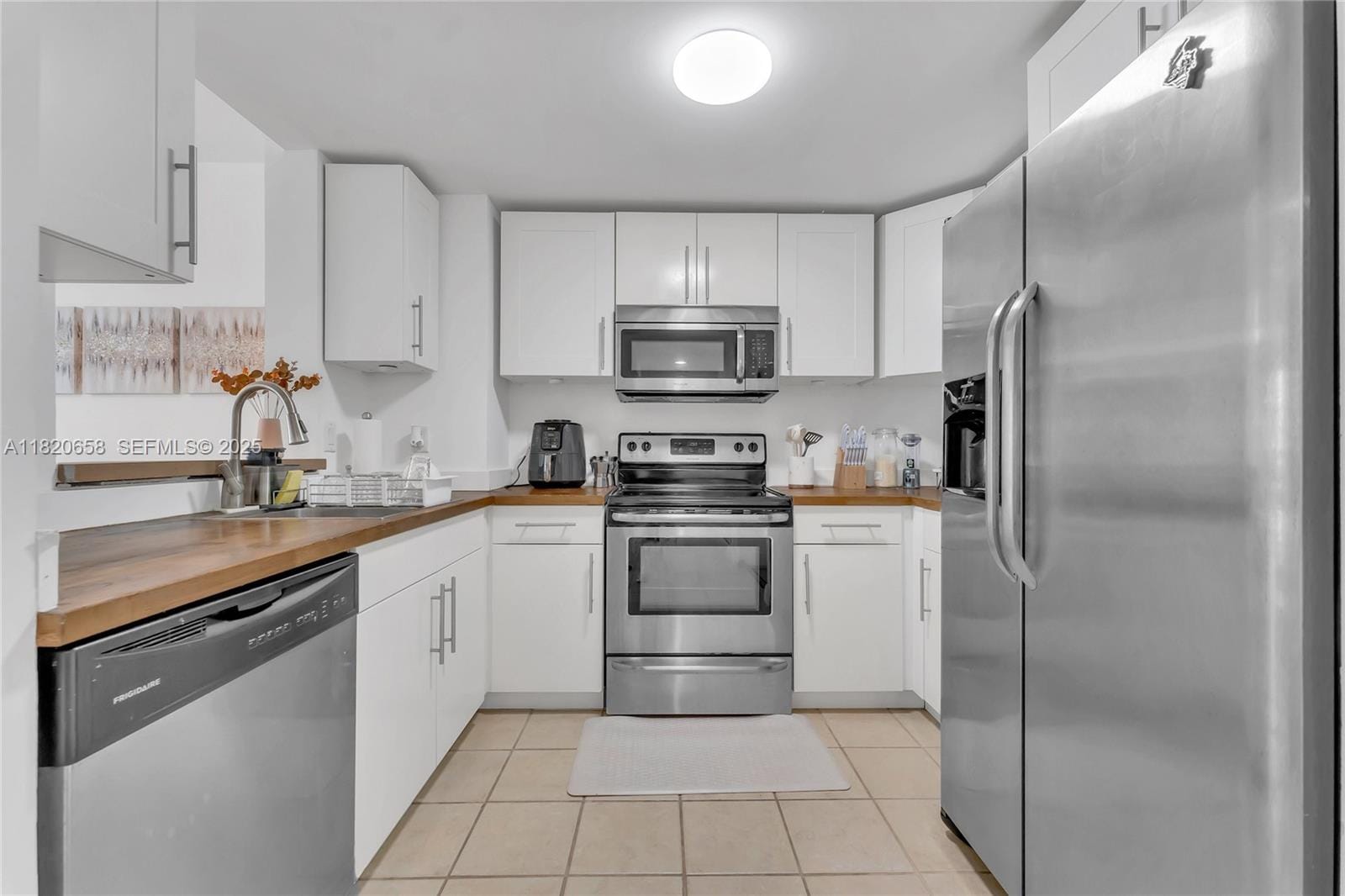 1250 S Miami Avenue 2210, Miami, FL 33130 photo 9