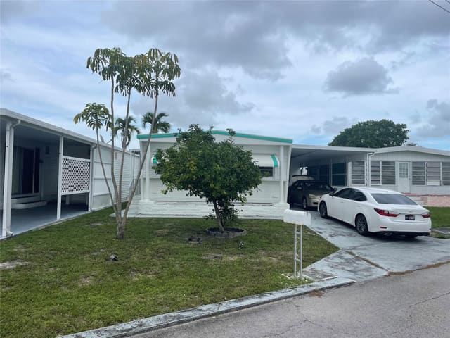 1888 SW 85th Avenue, sold in Park City Sec Two 56-25 B, Davie, FL