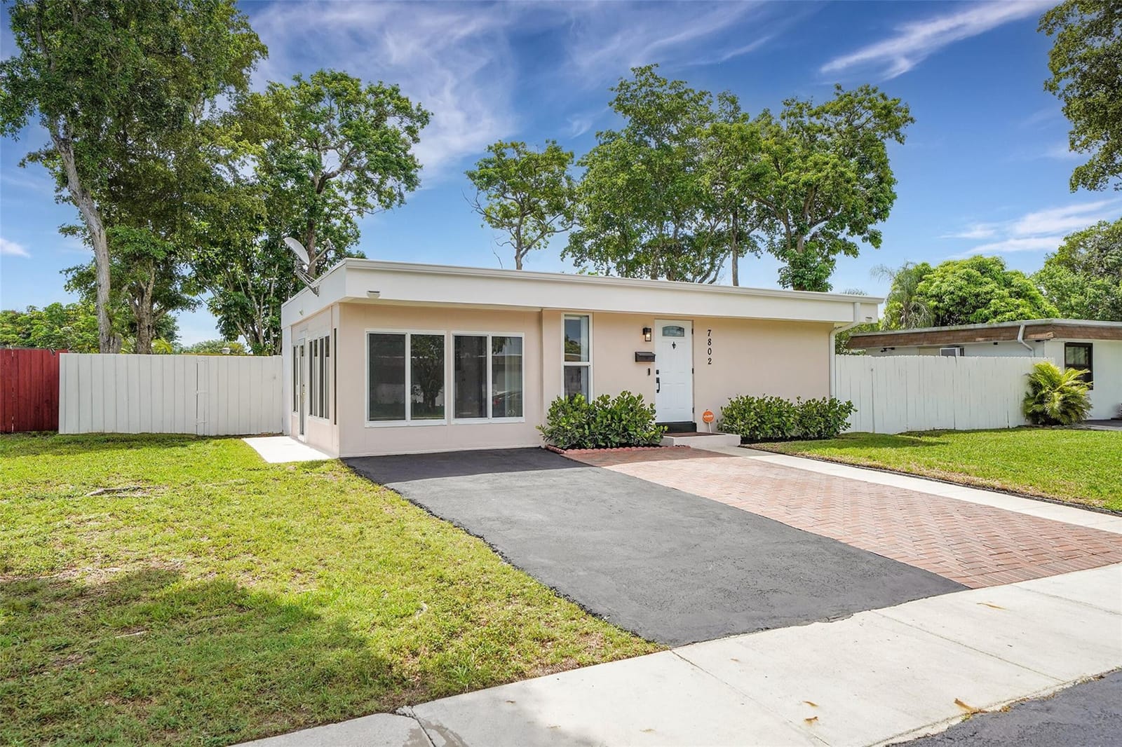 7802 NW 75th Avenue, Tamarac, FL 33321