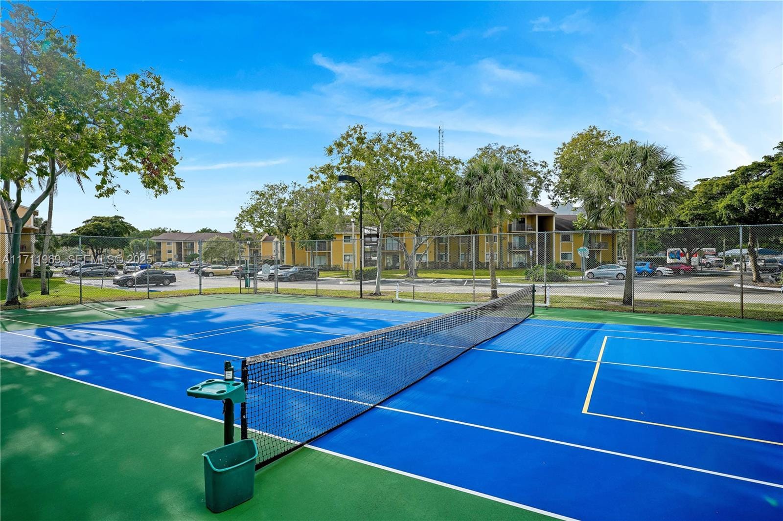200 W Palm W Circle 203, Pembroke Pines, FL 33025 photo 18