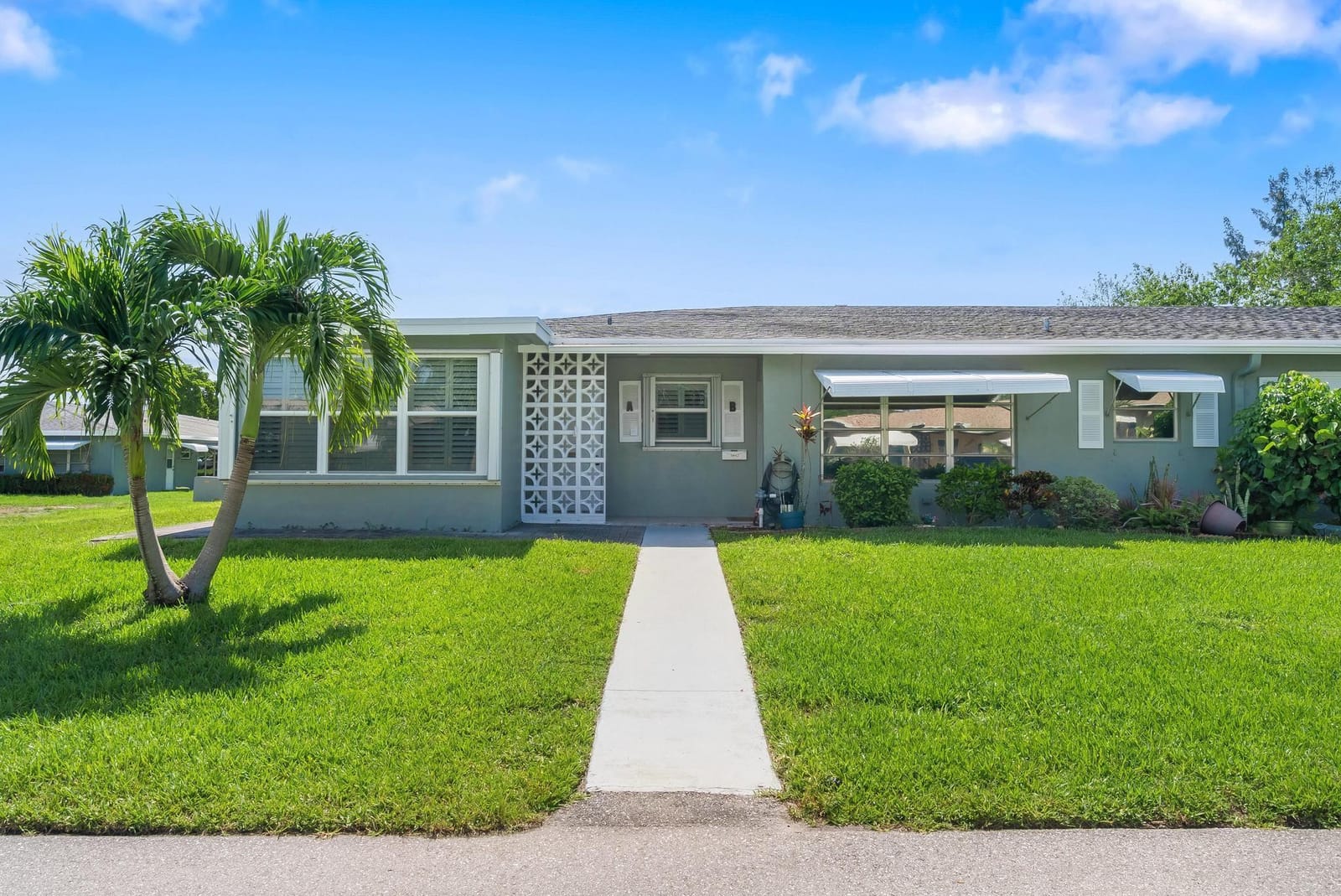 925 S Drive Terrace B, Delray Beach, FL 33445