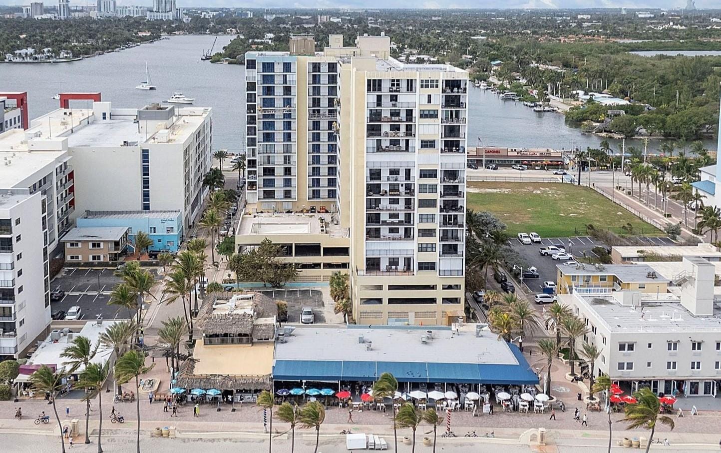 322 Buchanan Street PH5B, Hollywood, FL 33019 photo 23