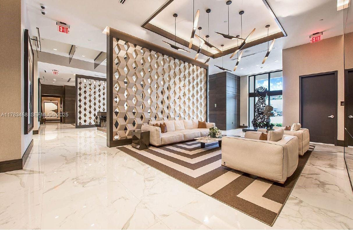 301 Altara Avenue 403, Coral Gables, FL 33146 photo 14