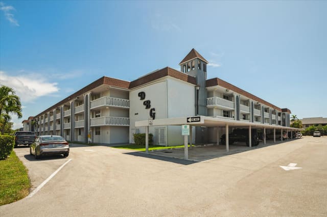 1040 SE 4th Avenue 129, sold in Deerfield Beach Gardens C, Deerfield Beach, FL