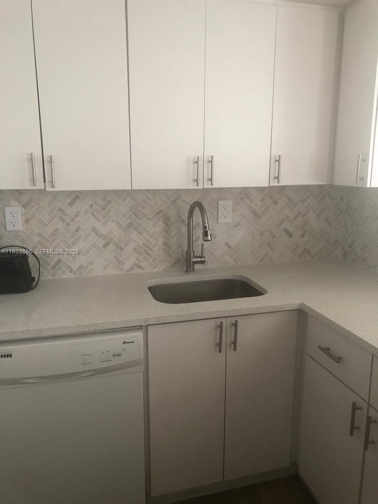250 180th Drive 108, Sunny Isles Beach, FL 33160 photo 16
