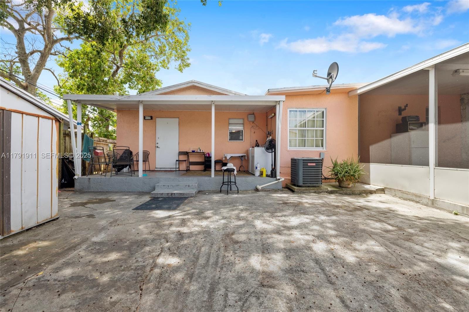 1922 NW 4th Street, Miami, FL 33125 photo 16