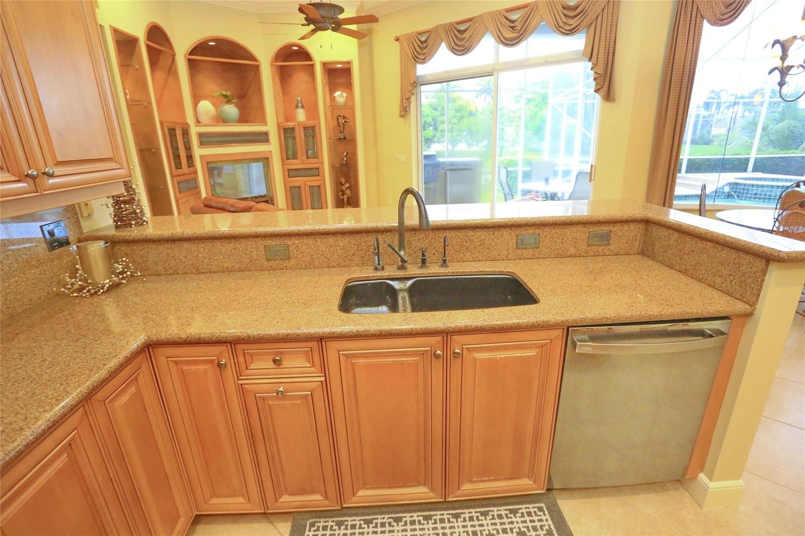 10771 Hawks Vista Street, Plantation, FL 33324 photo 15