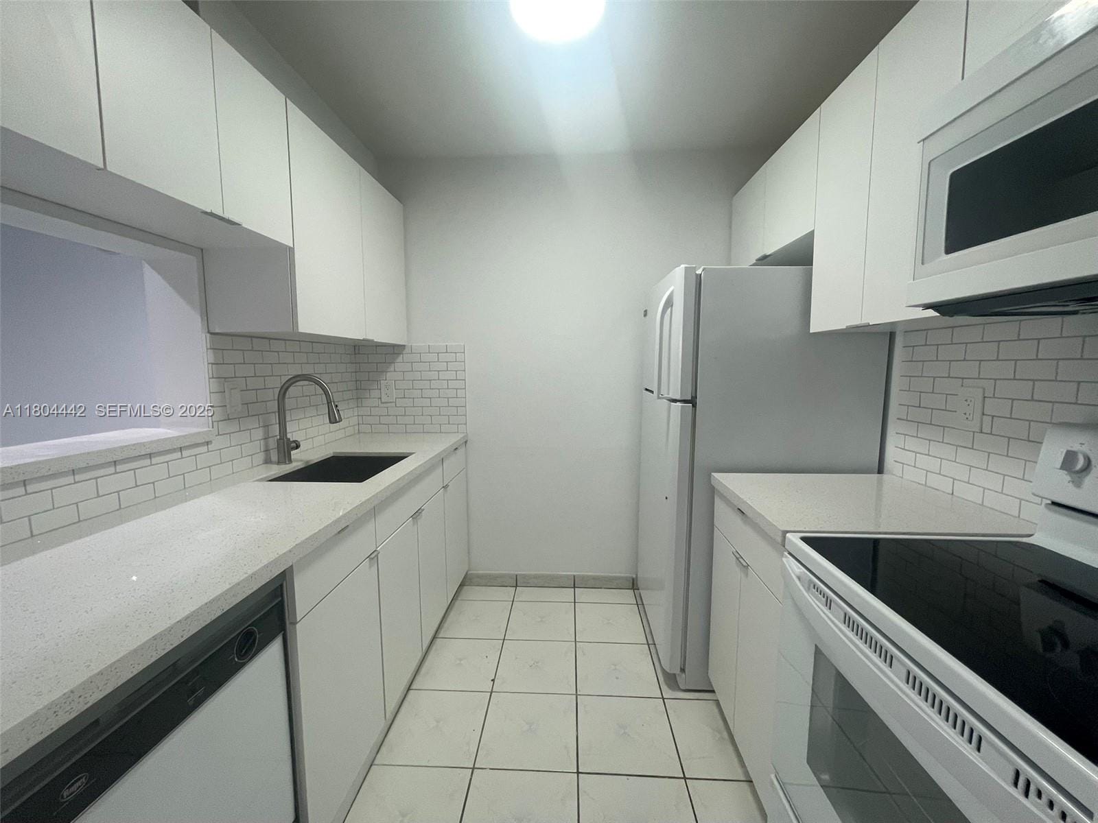 310 NW 107th Avenue 208, Miami, FL 33172 photo 15