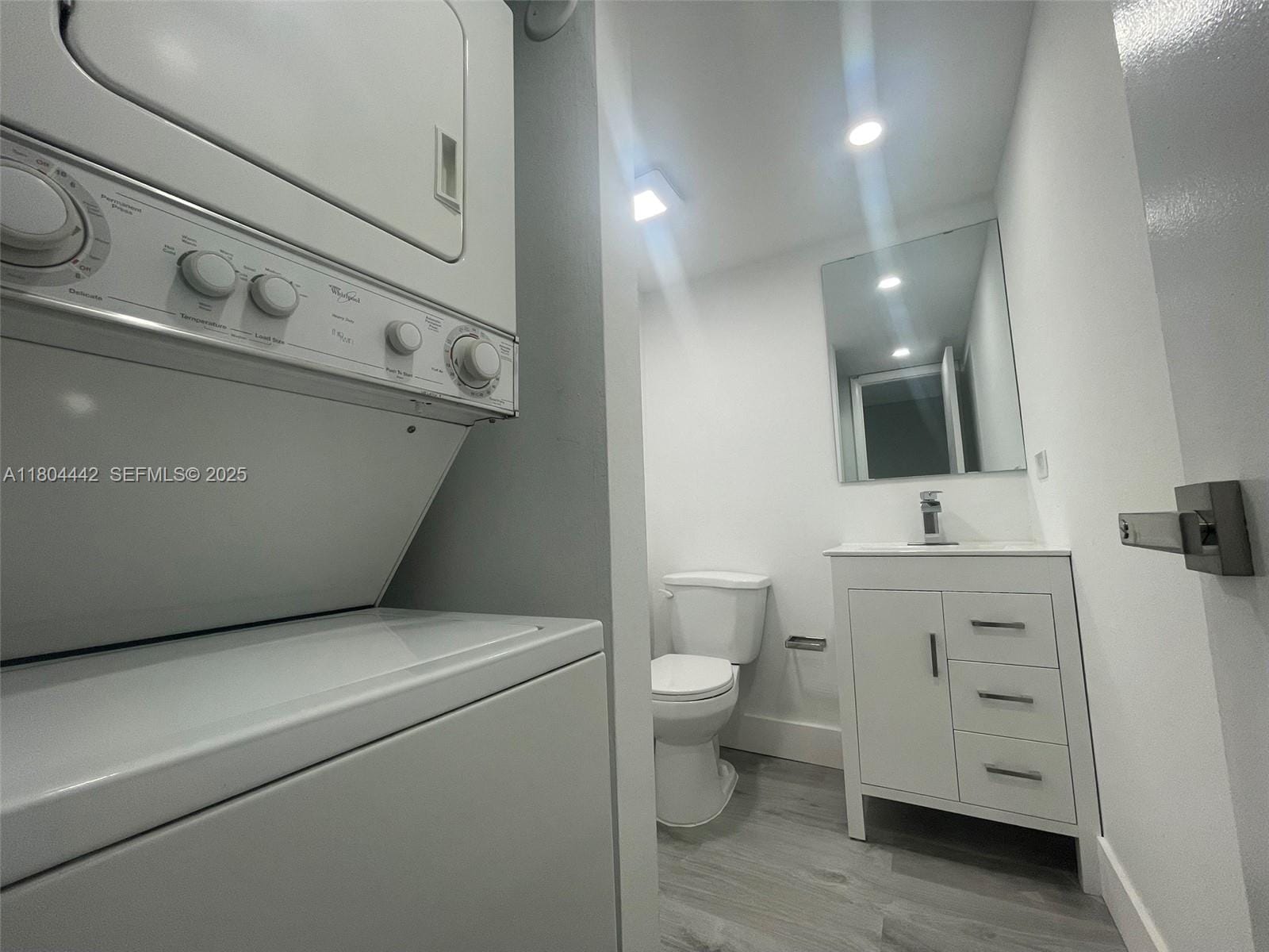 310 NW 107th Avenue 208, Miami, FL 33172 photo 17