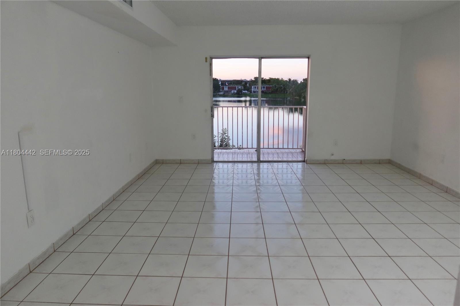 310 NW 107th Avenue 208, Miami, FL 33172 photo 5