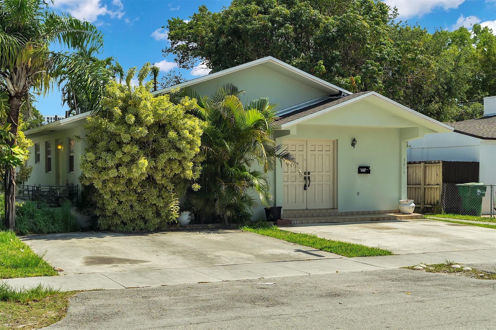 3211-3213 SW 26th Street, Miami, FL 33133 photo 2