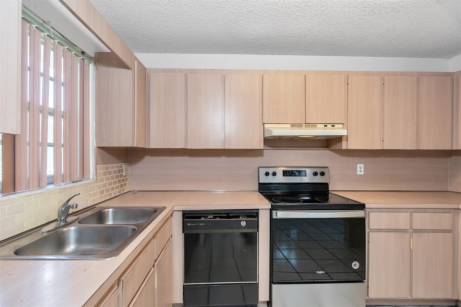 3211-3213 SW 26th Street, Miami, FL 33133 photo 16