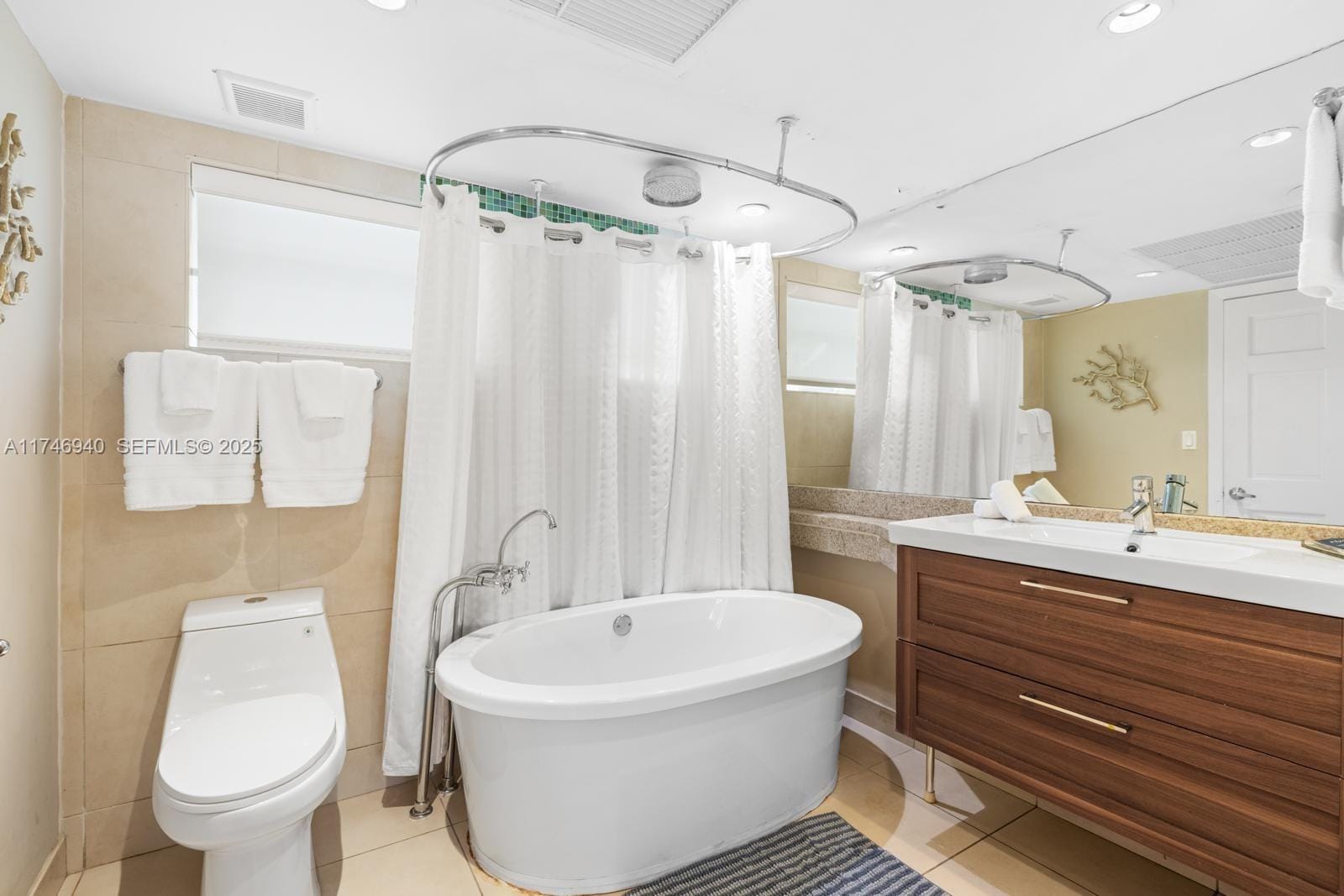 1024 Ocean Drive A402, Miami Beach, FL 33139 photo 12