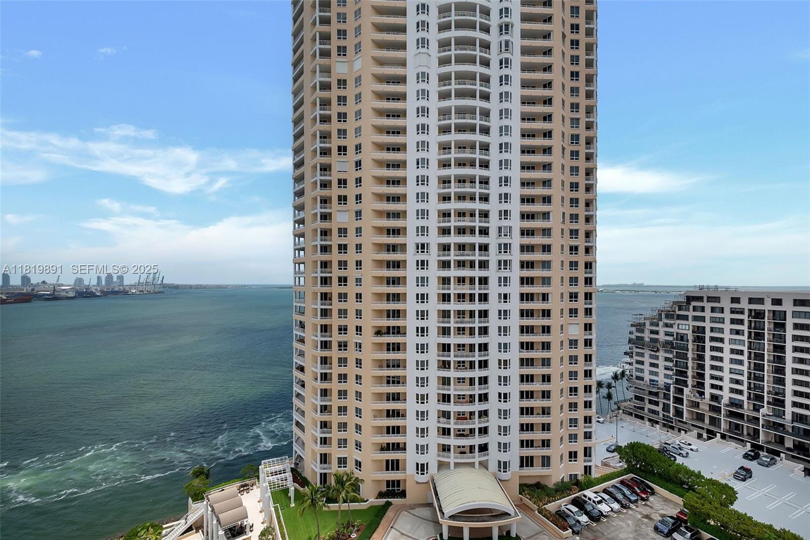 848 Brickell Key Drive 1803, Miami, FL 33131 photo 16