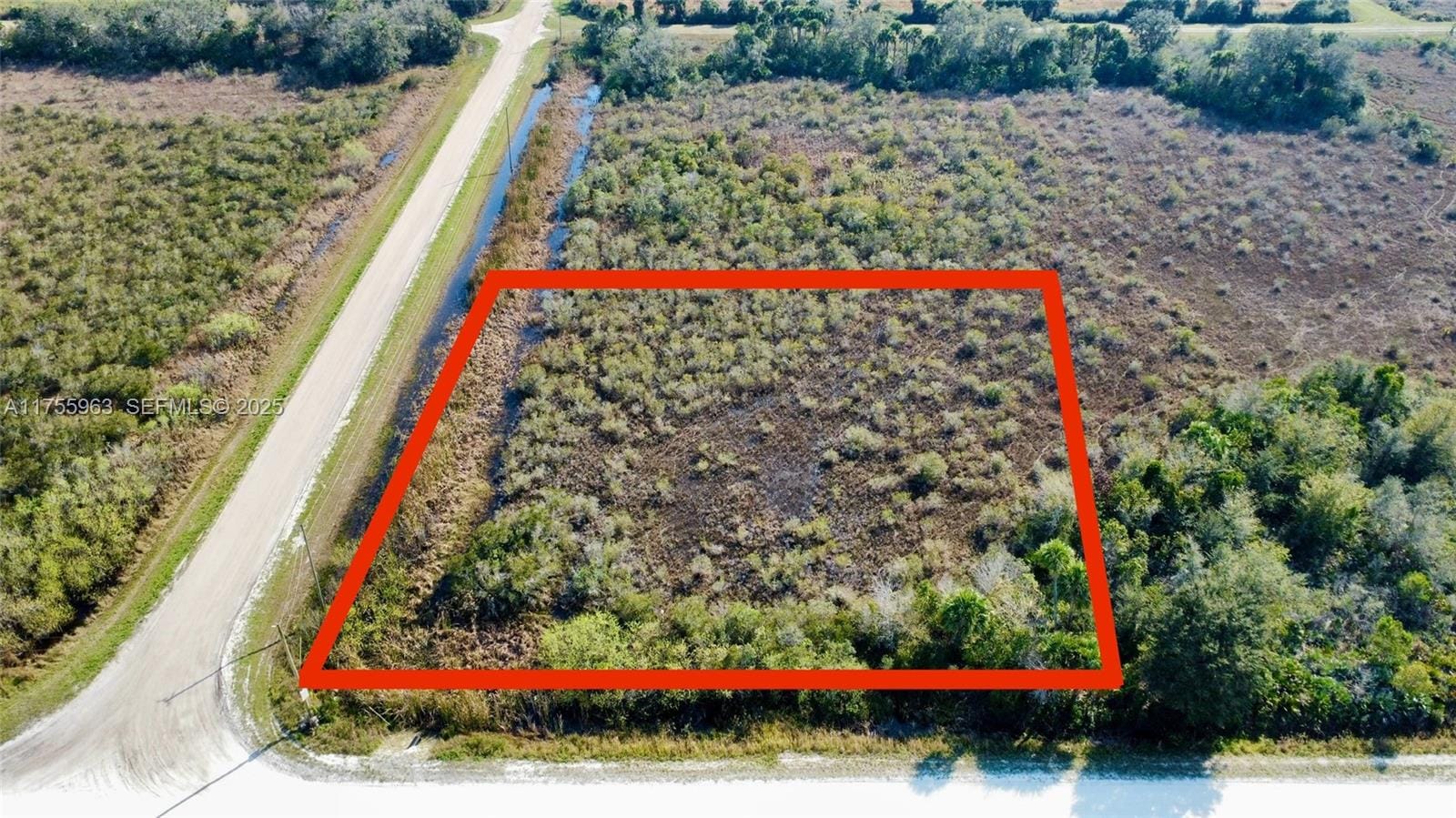 17620 NW 320th Street, Okeechobee, FL 34972