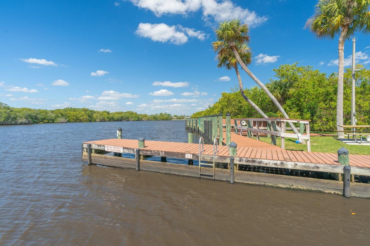 331 SW South River Drive 107, Stuart, FL 34997 photo 25