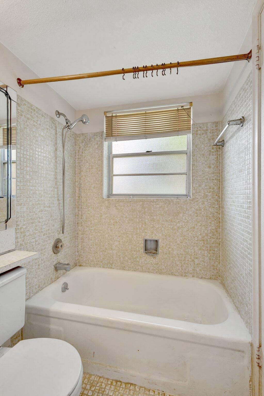47 Camden B, West Palm Beach, FL 33417 photo 22