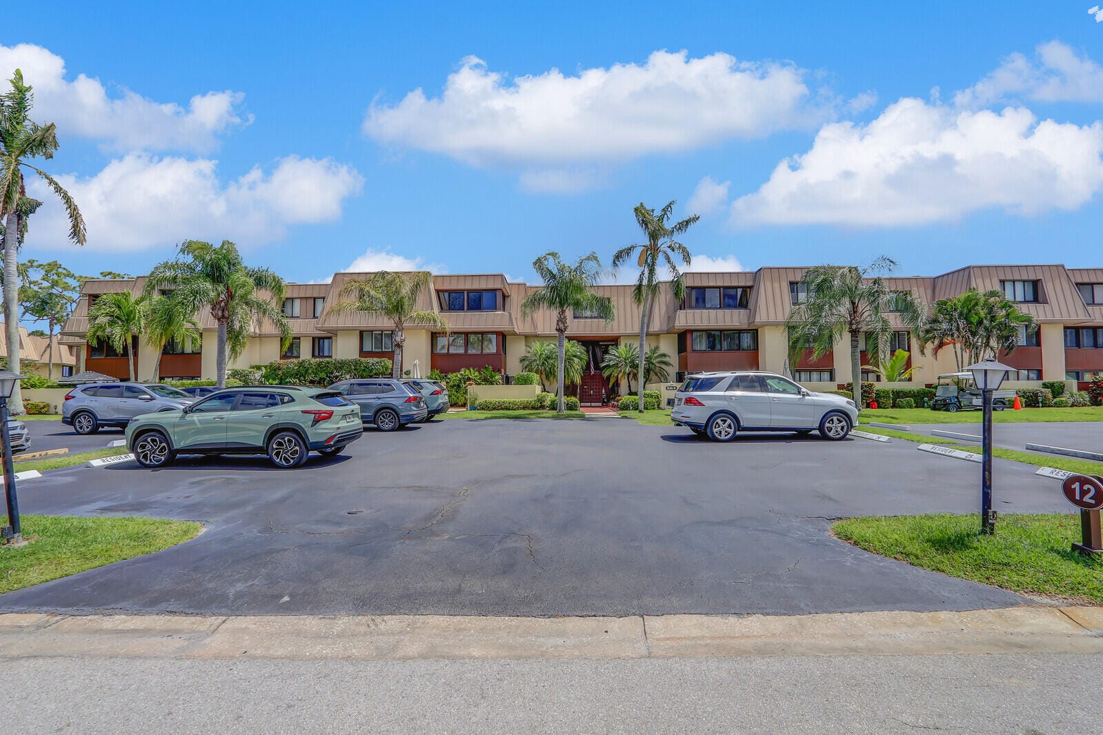 1800 SE Saint Lucie Boulevard 12-206 — photo 2