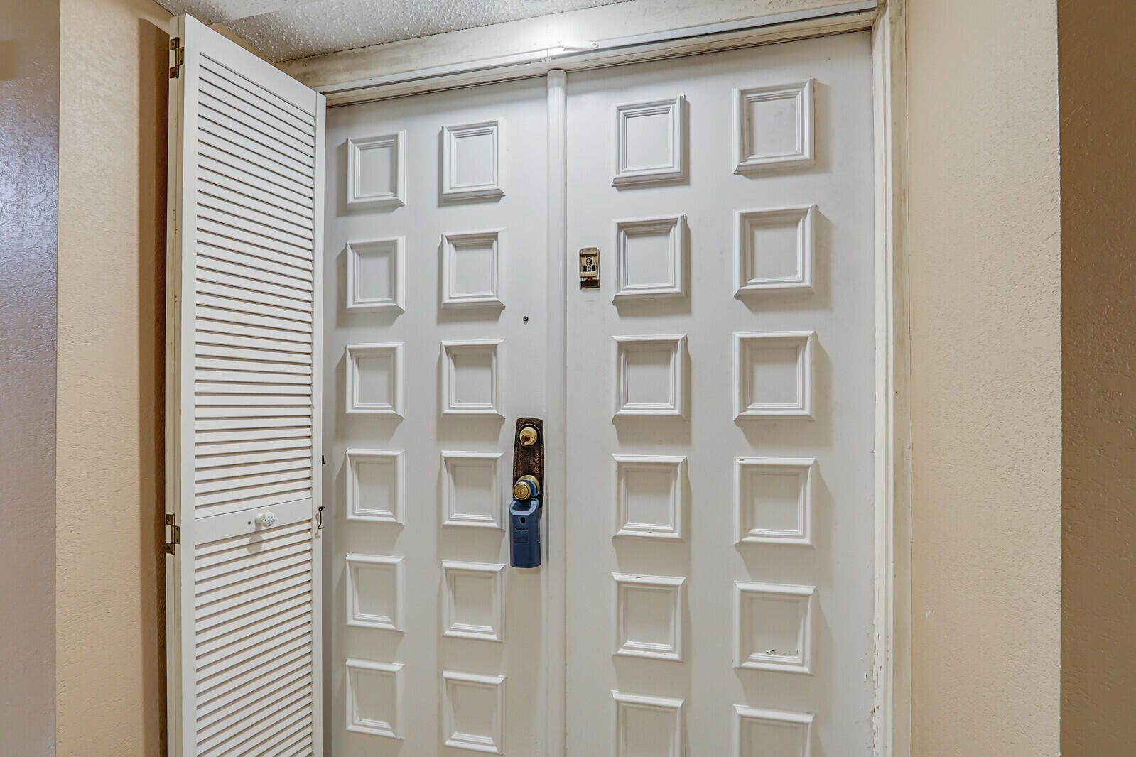 1800 SE Saint Lucie Boulevard 12-206 — photo 3