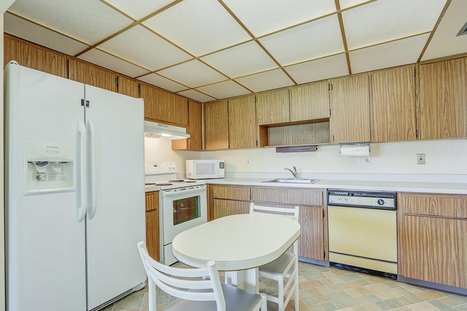 1800 SE Saint Lucie Boulevard 12-206 — photo 8