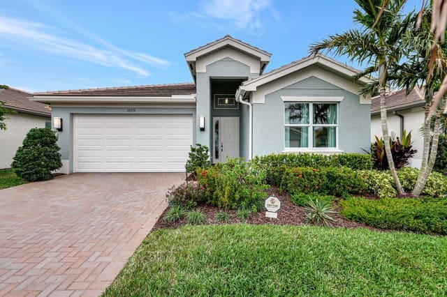 16753 SW Osprey Falls Way, Port St. Lucie, FL 34987