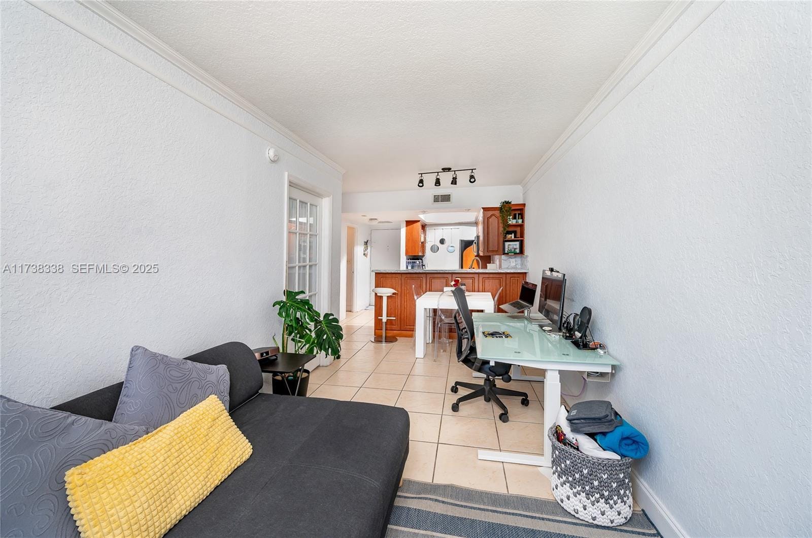 2899 Collins Avenue 833, Miami Beach, FL 33140 photo 11