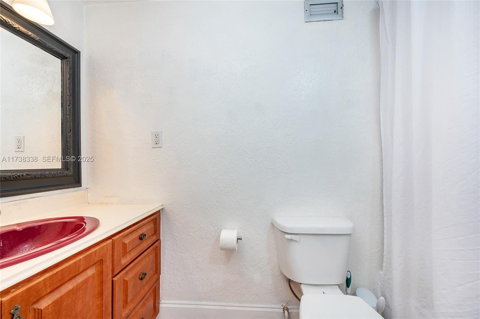 2899 Collins Avenue 833, Miami Beach, FL 33140 photo 6