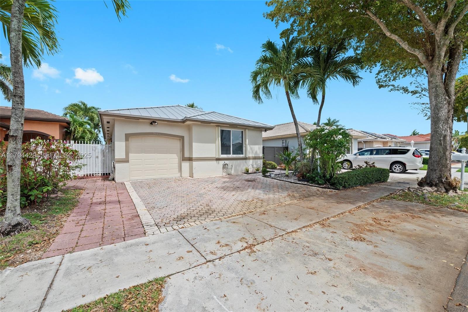 7045 SW 161 Place, Miami, FL 33193
