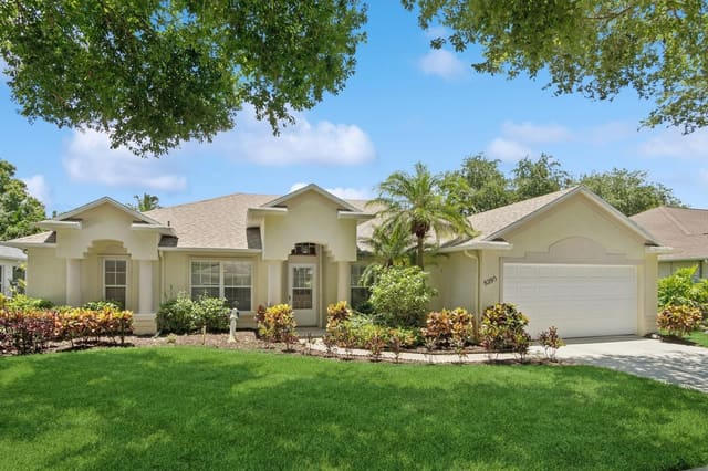 8295 Sandpine Circle, Port St. Lucie, FL 34952