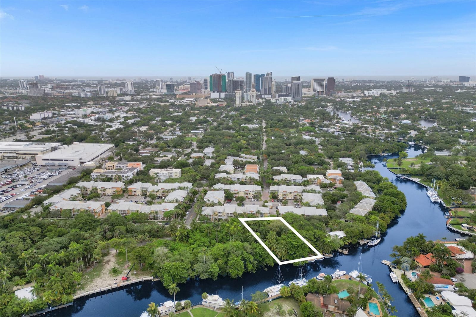 SW 14th Avenue, Fort Lauderdale, FL 33312 photo 3