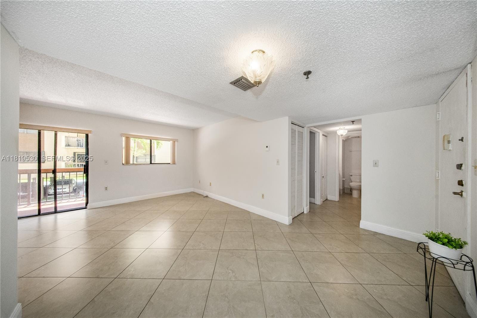 5249 NW 7th Street 103, Miami, FL 33126 photo 2