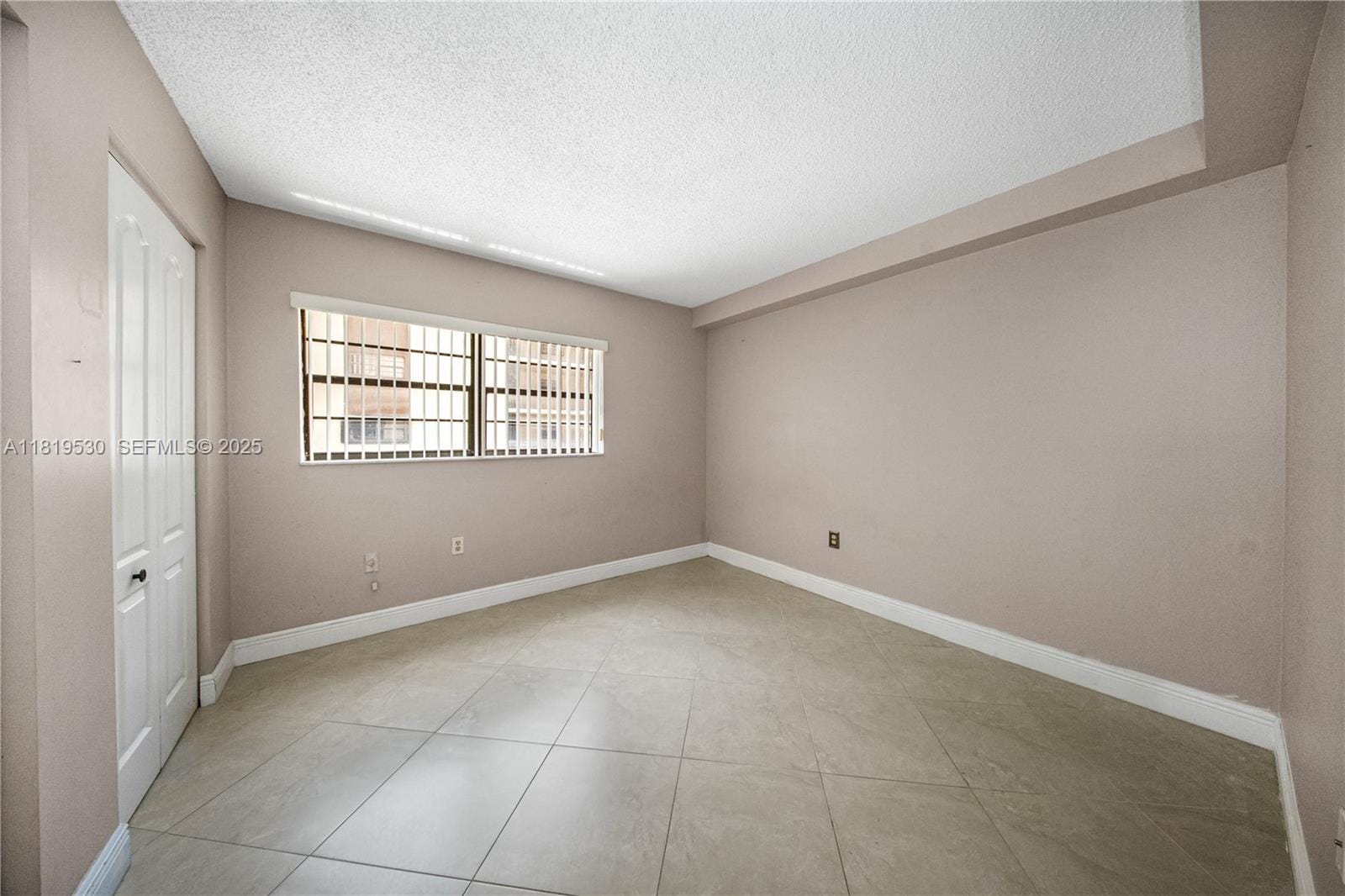 5249 NW 7th Street 103, Miami, FL 33126 photo 13