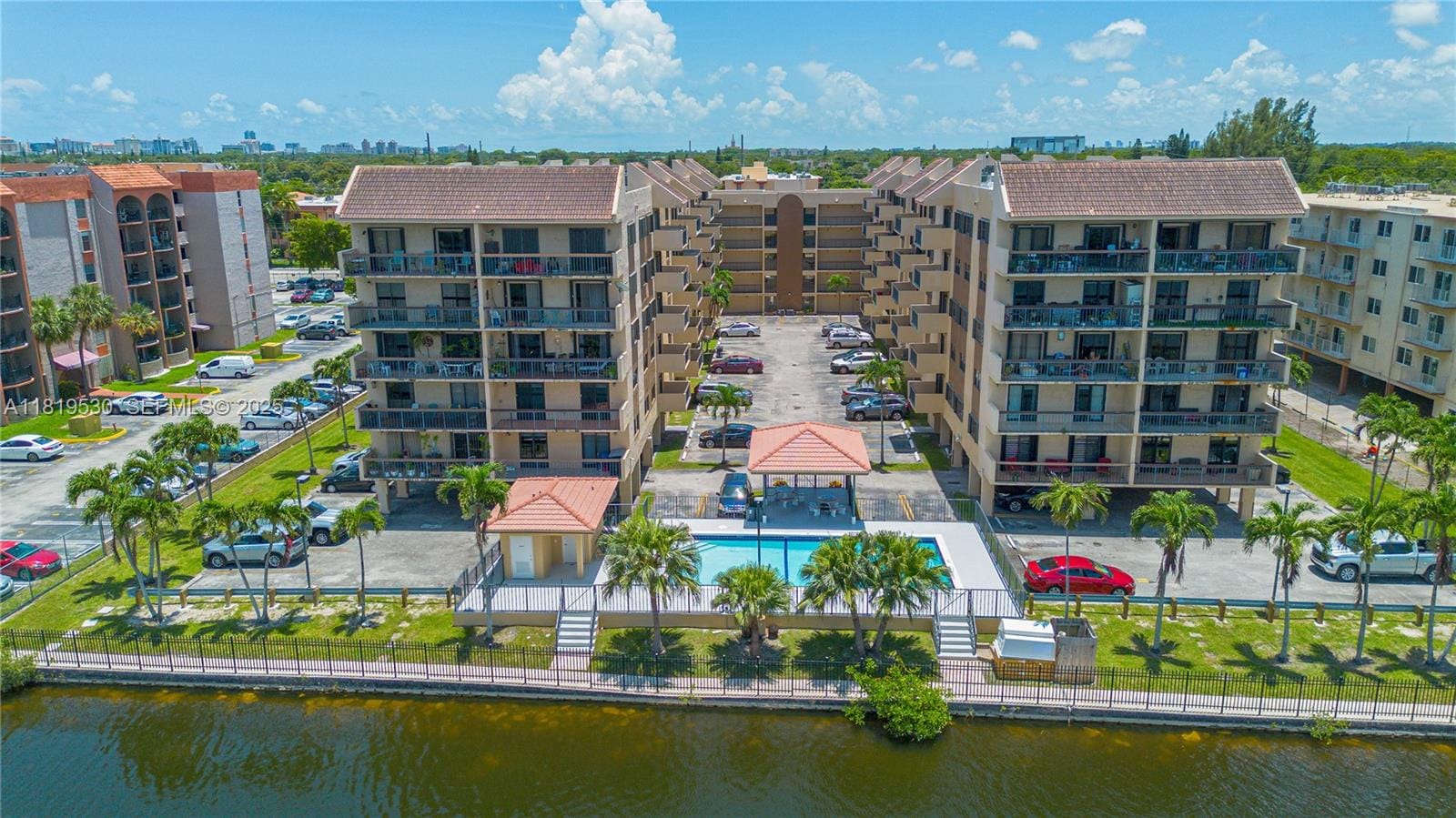5249 NW 7th Street 103, Miami, FL 33126 photo 20