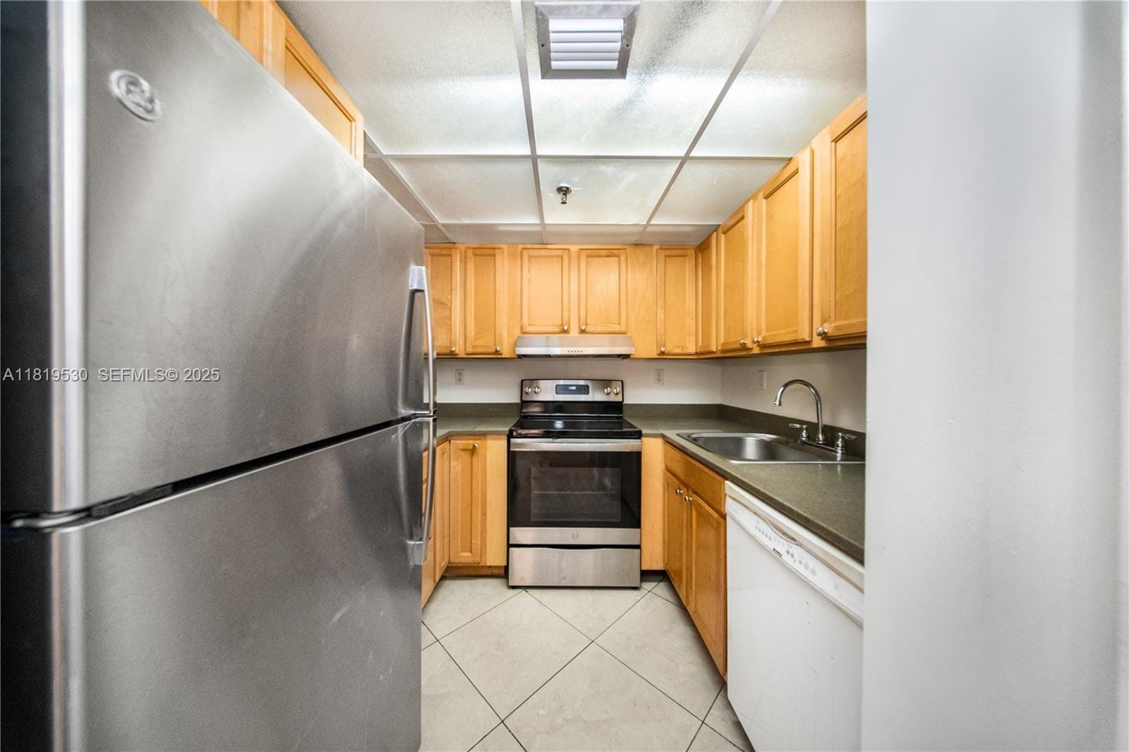 5249 NW 7th Street 103, Miami, FL 33126 photo 5