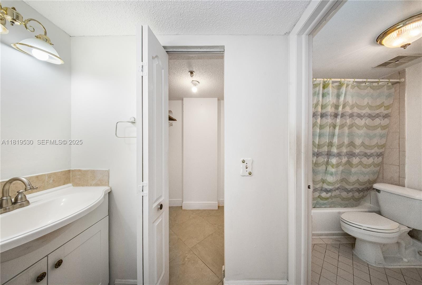 5249 NW 7th Street 103, Miami, FL 33126 photo 10