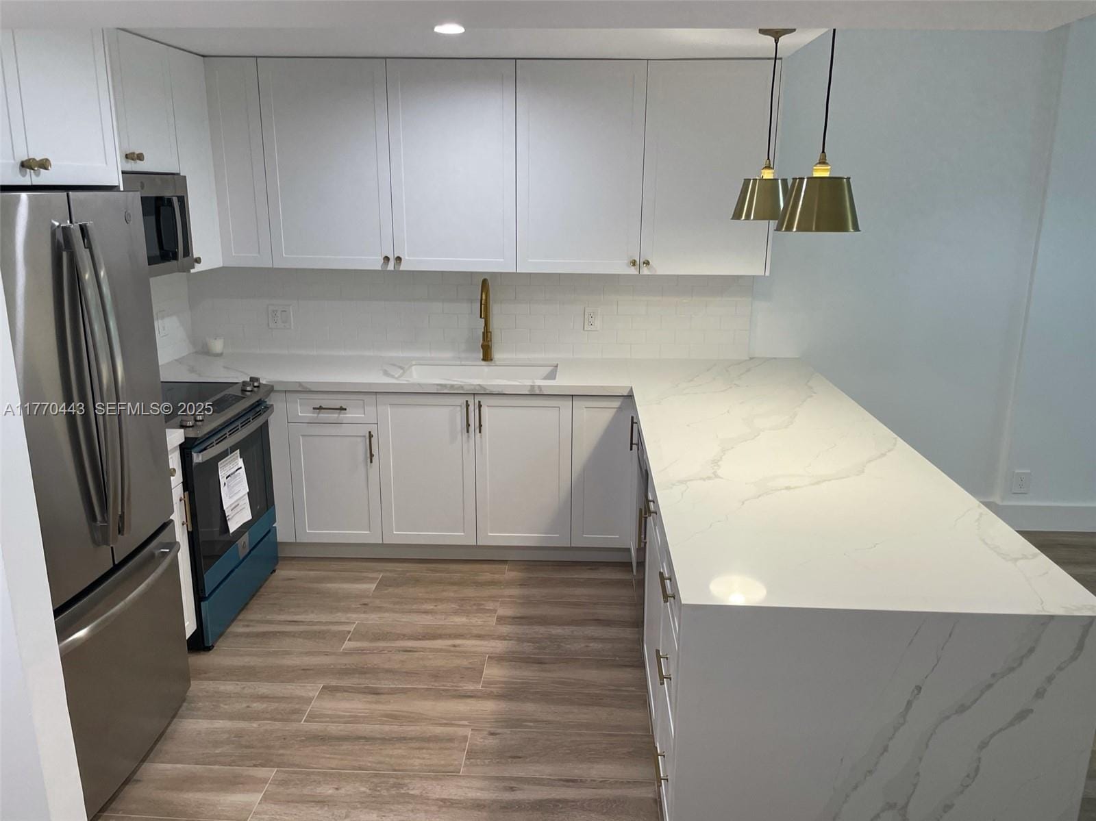 100 Edgewater Drive 101 — photo 4