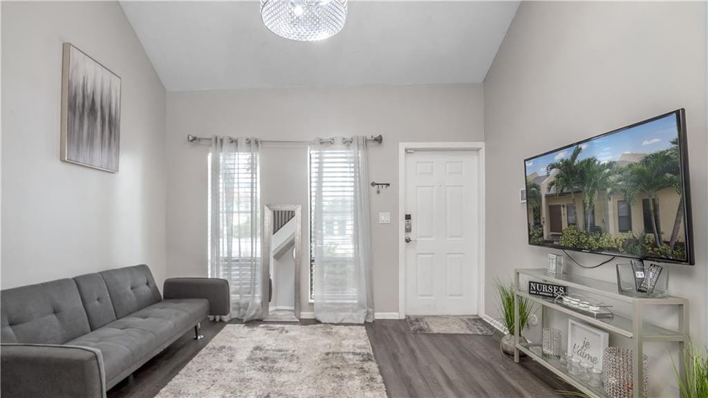 410 SE 11th Court 1 — photo 5