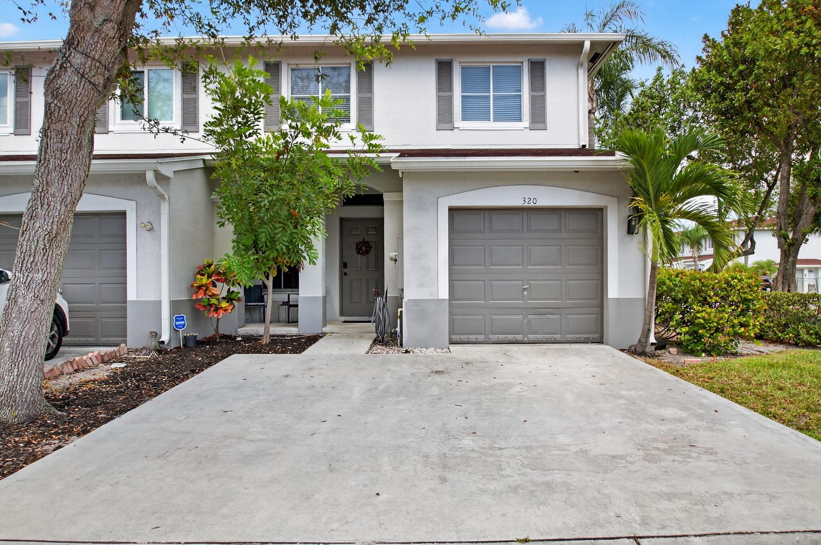 320 N Palm Villas Way — photo 1