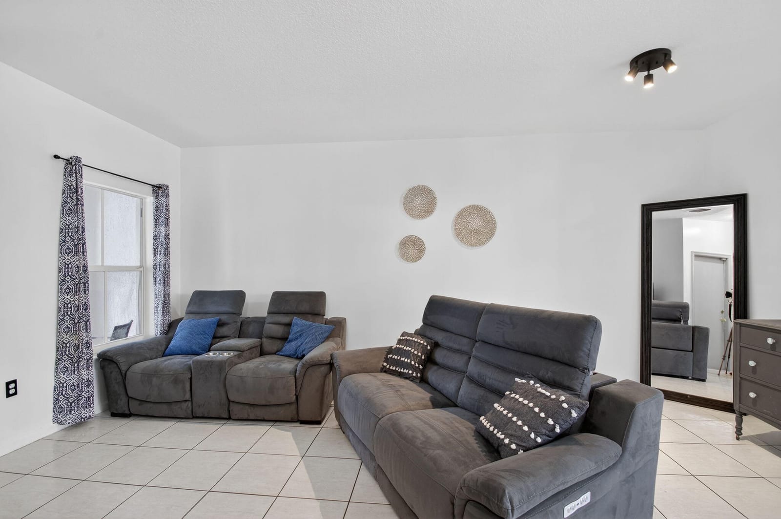 320 N Palm Villas Way — photo 12