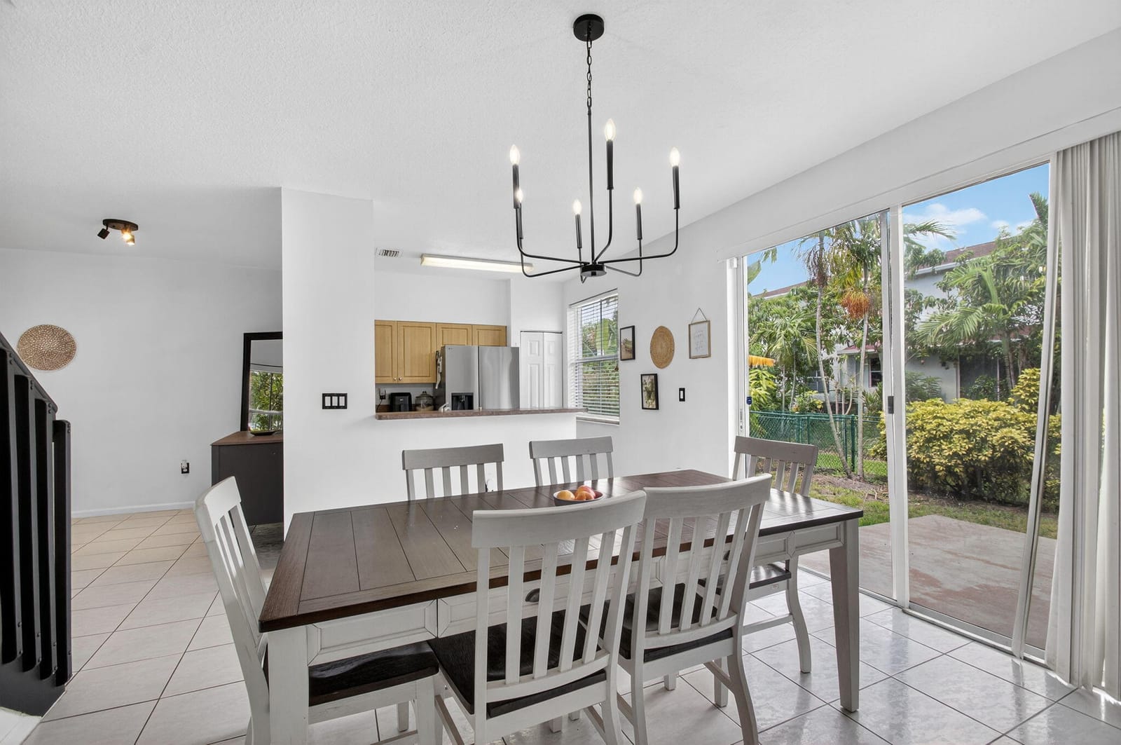 320 N Palm Villas Way, Palm Springs, FL 33461 photo 18