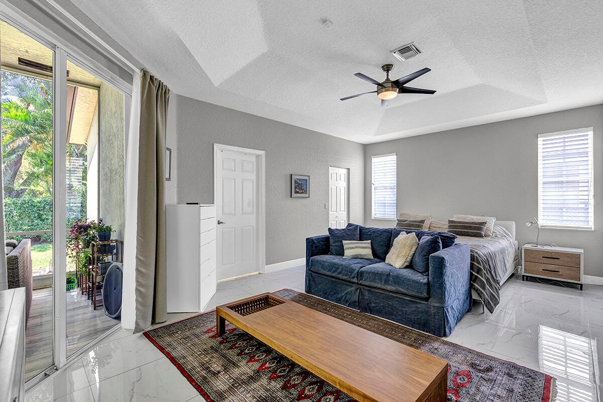 4140 NW 58th Street — photo 2