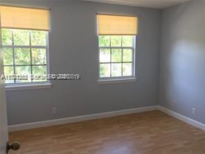 4980 SW 31st Terrace — photo 9